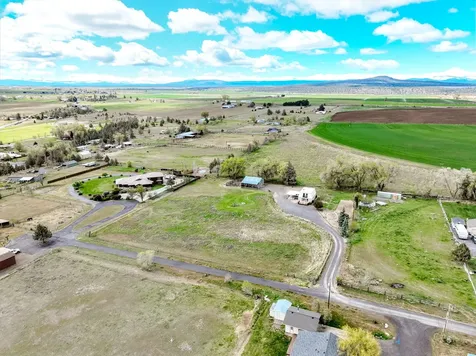 1766 SW Quail Drive Madras OR 97741