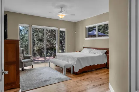 16923 Royal Coachman Drive Sisters OR 97759