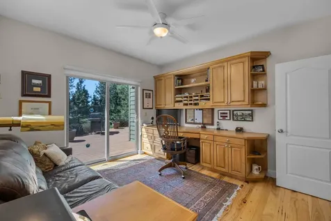 16923 Royal Coachman Drive Sisters OR 97759