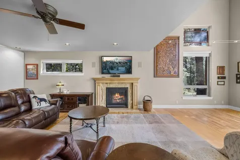16923 Royal Coachman Drive Sisters OR 97759