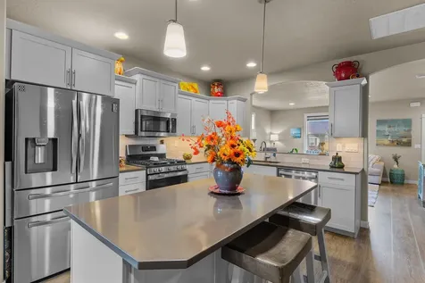 3754 SW Metolius Avenue Redmond OR 97756