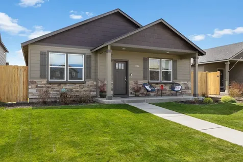 3754 SW Metolius Avenue Redmond OR 97756