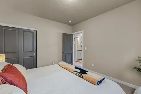 3754 SW Metolius Avenue Redmond OR 97756
