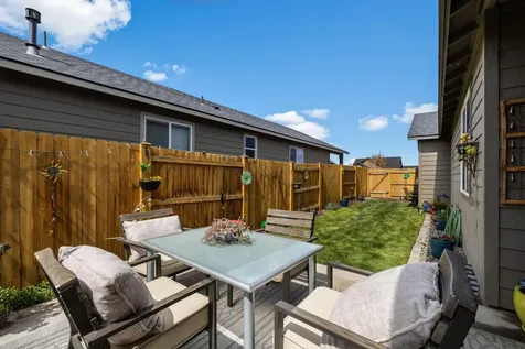 3754 SW Metolius Avenue Redmond OR 97756