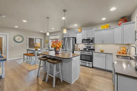 3754 SW Metolius Avenue Redmond OR 97756