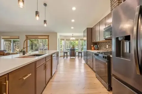 55550 Heidi Court Bend OR 97707