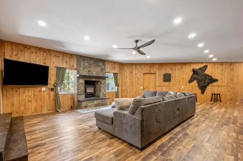 55550 Heidi Court Bend OR 97707