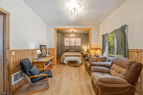 55550 Heidi Court Bend OR 97707
