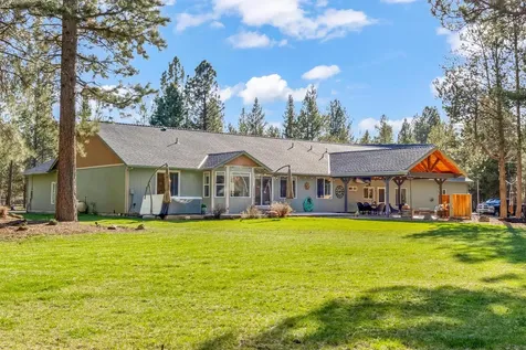 55550 Heidi Court Bend OR 97707