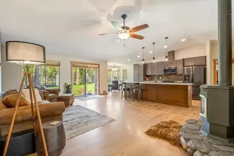 55550 Heidi Court Bend OR 97707