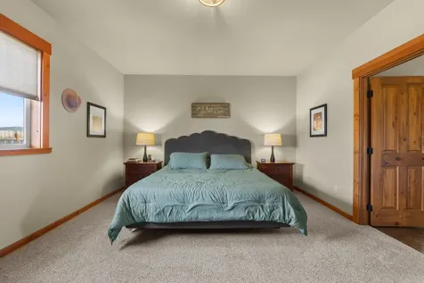 220 NW 28th Street Redmond OR 97756