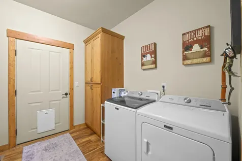 220 NW 28th Street Redmond OR 97756