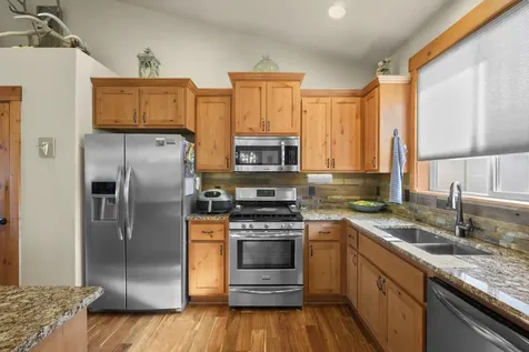 220 NW 28th Street Redmond OR 97756