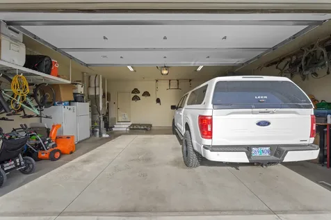 220 NW 28th Street Redmond OR 97756
