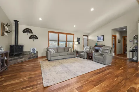 220 NW 28th Street Redmond OR 97756