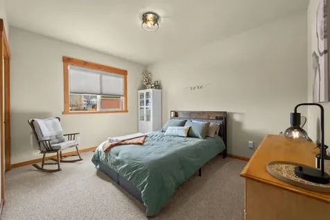 220 NW 28th Street Redmond OR 97756