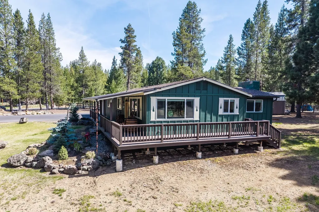 15003 E River Loop Drive E Bend OR 97707