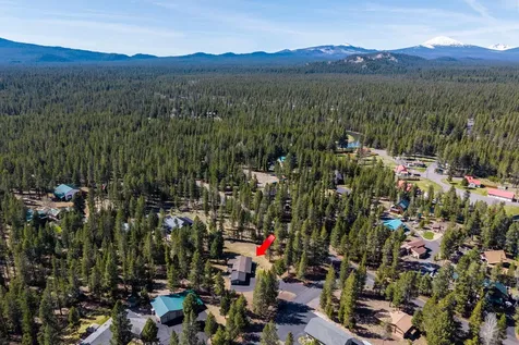 15003 E River Loop Drive E Bend OR 97707
