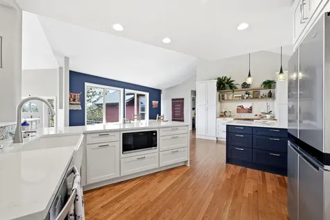 2068 NW Cascade View Drive Bend OR 97703