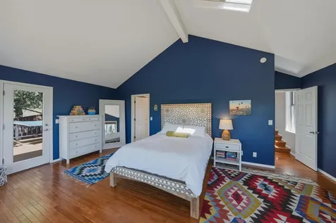 2068 NW Cascade View Drive Bend OR 97703