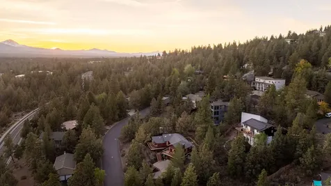 2068 NW Cascade View Drive Bend OR 97703