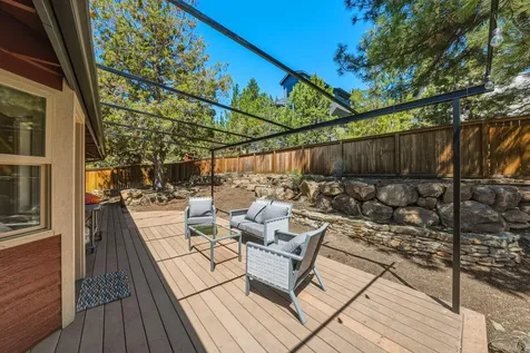 2068 NW Cascade View Drive Bend OR 97703