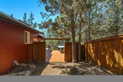 2068 NW Cascade View Drive Bend OR 97703