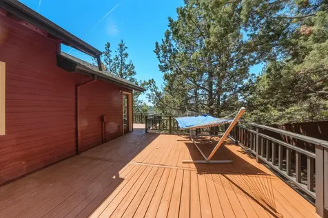 2068 NW Cascade View Drive Bend OR 97703