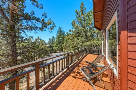 2068 NW Cascade View Drive Bend OR 97703