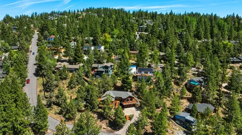 2068 NW Cascade View Drive Bend OR 97703