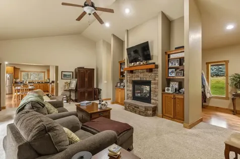 1164 Paper Birch Way Klamath Falls OR 97601