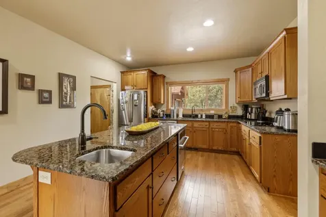 1164 Paper Birch Way Klamath Falls OR 97601