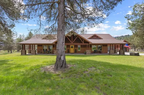 1164 Paper Birch Way Klamath Falls OR 97601