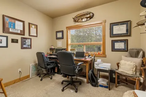 1164 Paper Birch Way Klamath Falls OR 97601