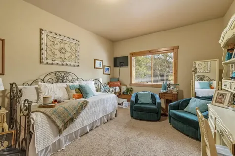 1164 Paper Birch Way Klamath Falls OR 97601