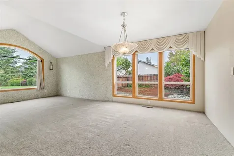 133 Kingsgate Way Grants Pass OR 97527