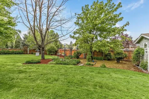 133 Kingsgate Way Grants Pass OR 97527
