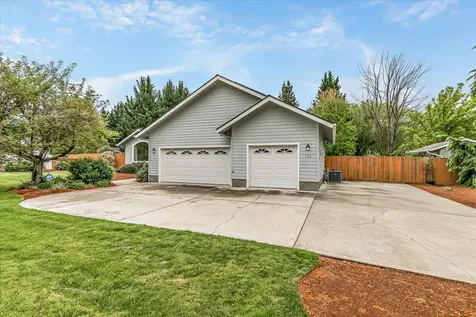 133 Kingsgate Way Grants Pass OR 97527