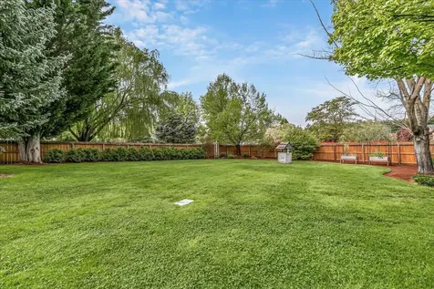133 Kingsgate Way Grants Pass OR 97527
