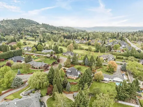 133 Kingsgate Way Grants Pass OR 97527