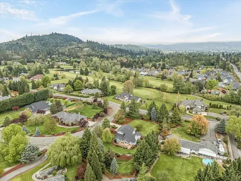 133 Kingsgate Way Grants Pass OR 97527