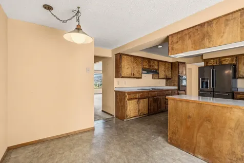 1704 NW Sunview Place Grants Pass OR 97526