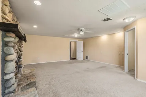 1704 NW Sunview Place Grants Pass OR 97526