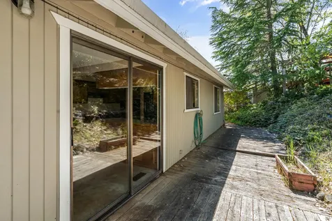 1704 NW Sunview Place Grants Pass OR 97526
