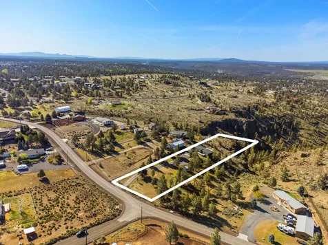 9318 SW Panorama Road Terrebonne OR 97760