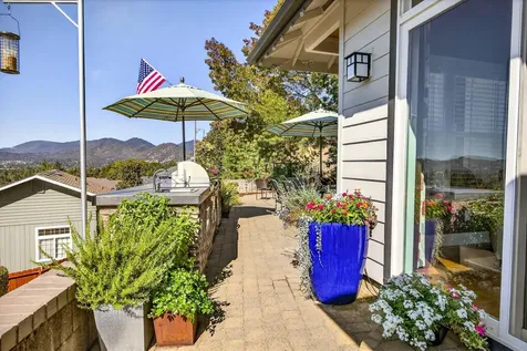 2315 Robertson Crest Grants Pass OR 97527