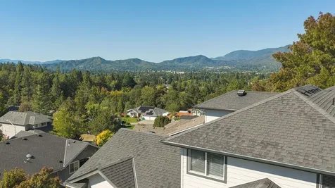 2315 Robertson Crest Grants Pass OR 97527