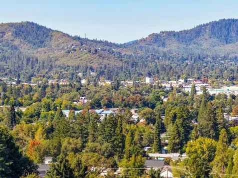 2315 Robertson Crest Grants Pass OR 97527