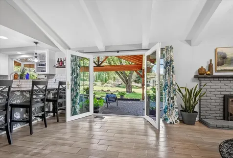 2050 Magnolia Avenue Medford OR 97501