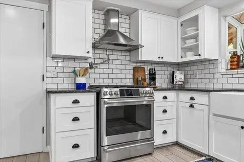 2050 Magnolia Avenue Medford OR 97501